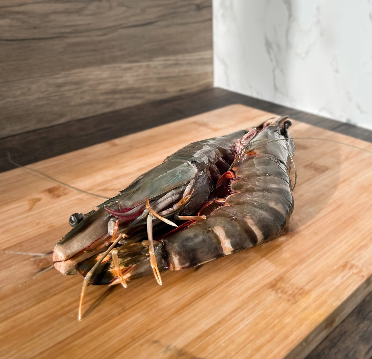 COLOSAL WILD TIGER PRAWNS - 1 LB